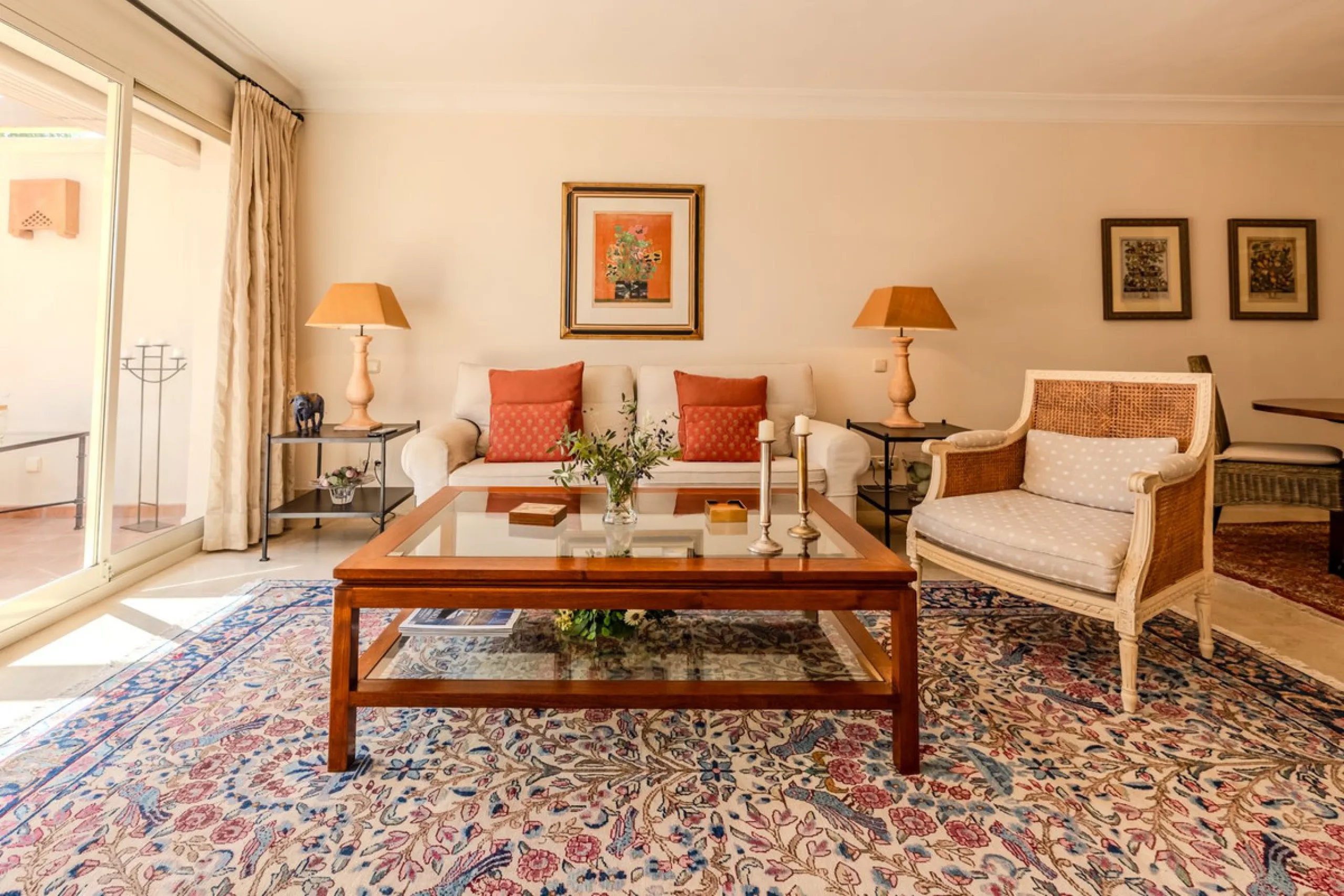 Luxury high quality apartment for sale in the area of Rio Real, in the Urb GOLF GARDENS.