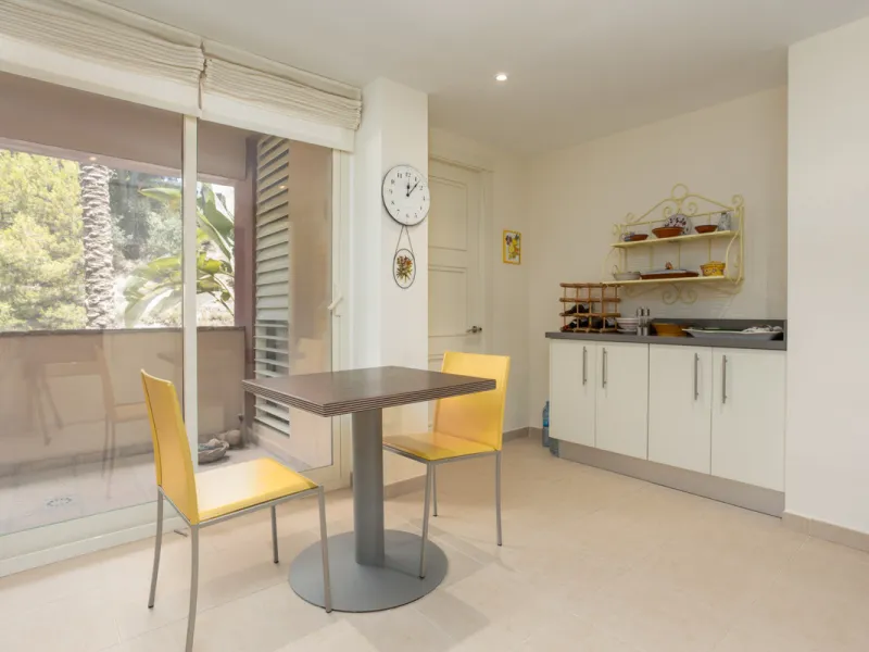 Luxury high quality apartment for sale in the area of Rio Real, in the Urb GOLF GARDENS.