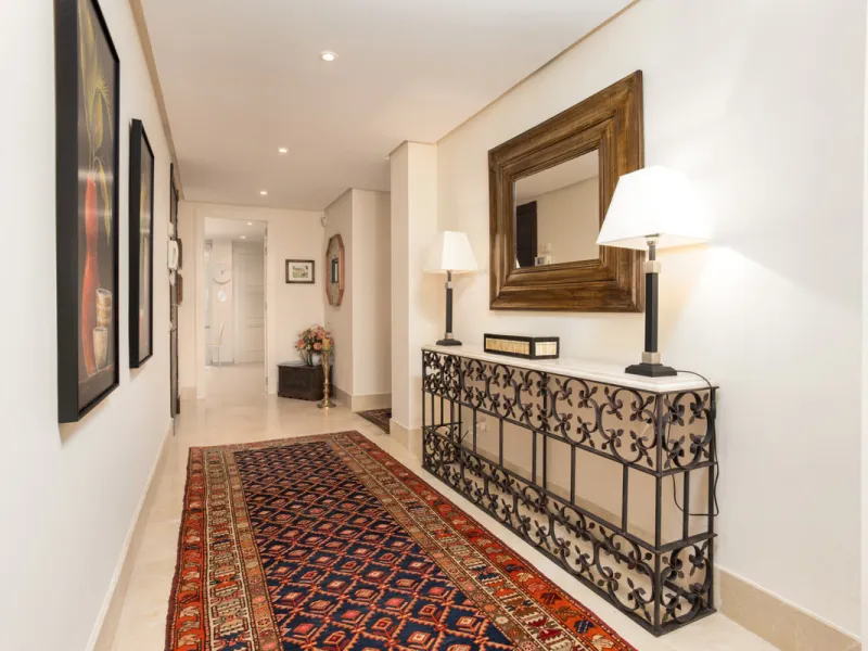 Luxury high quality apartment for sale in the area of Rio Real, in the Urb GOLF GARDENS.