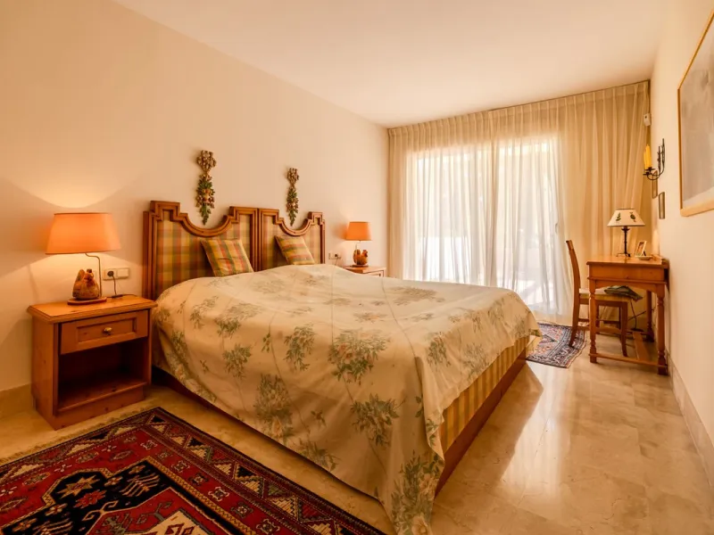 Luxury high quality apartment for sale in the area of Rio Real, in the Urb GOLF GARDENS.