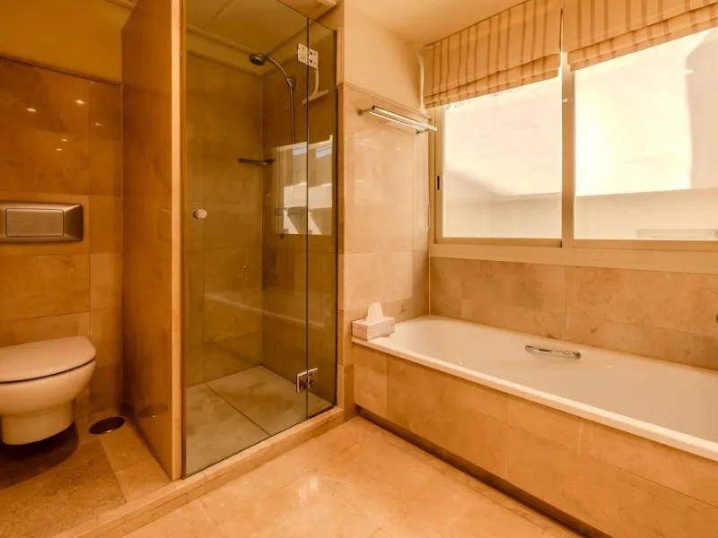 Luxury high quality apartment for sale in the area of Rio Real, in the Urb GOLF GARDENS.