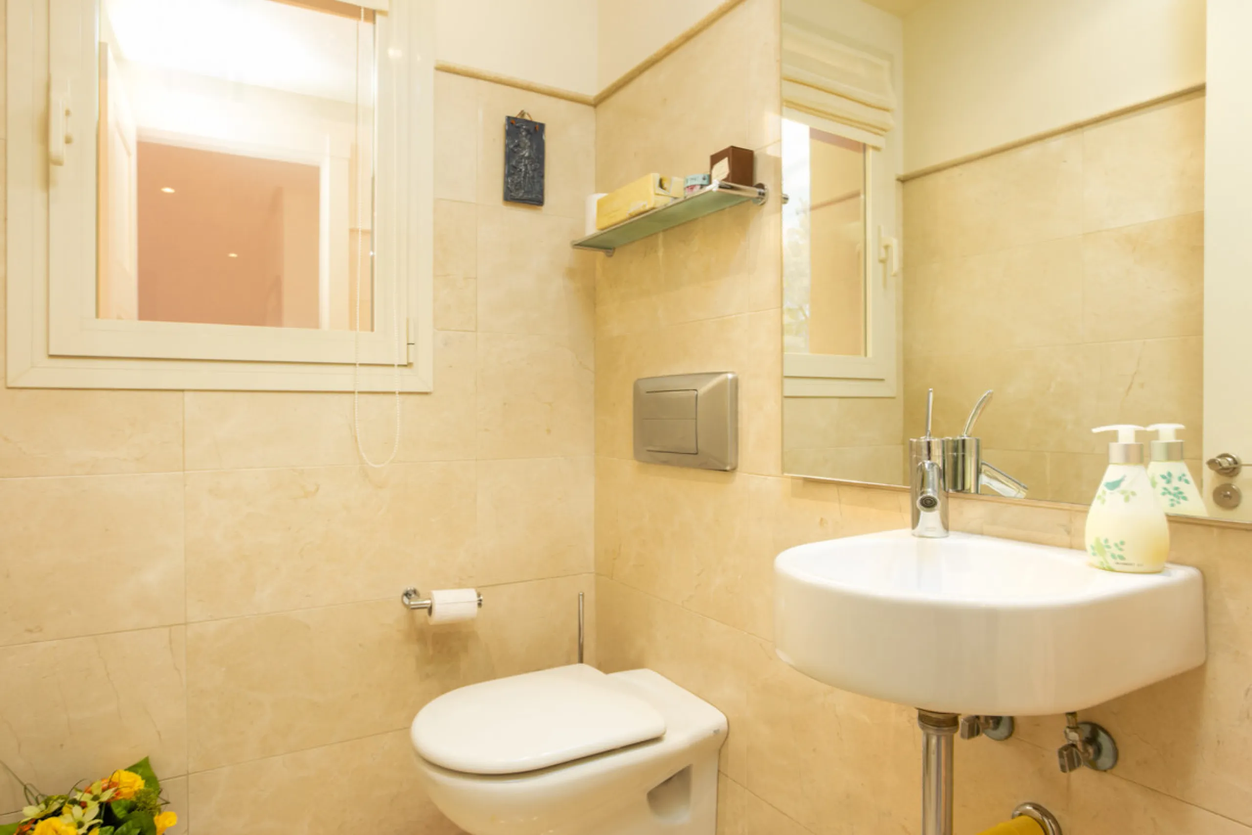 Luxury high quality apartment for sale in the area of Rio Real, in the Urb GOLF GARDENS.