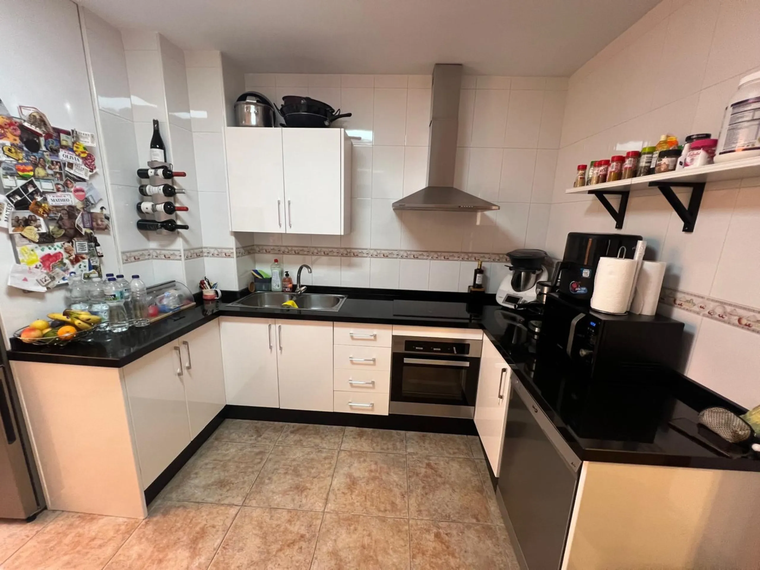 Apartment - Middle Floor Apartment в продаже в Mijas, Málaga. В доме 2 спален и 2 ванных комнат. Площадь дома 74 м²