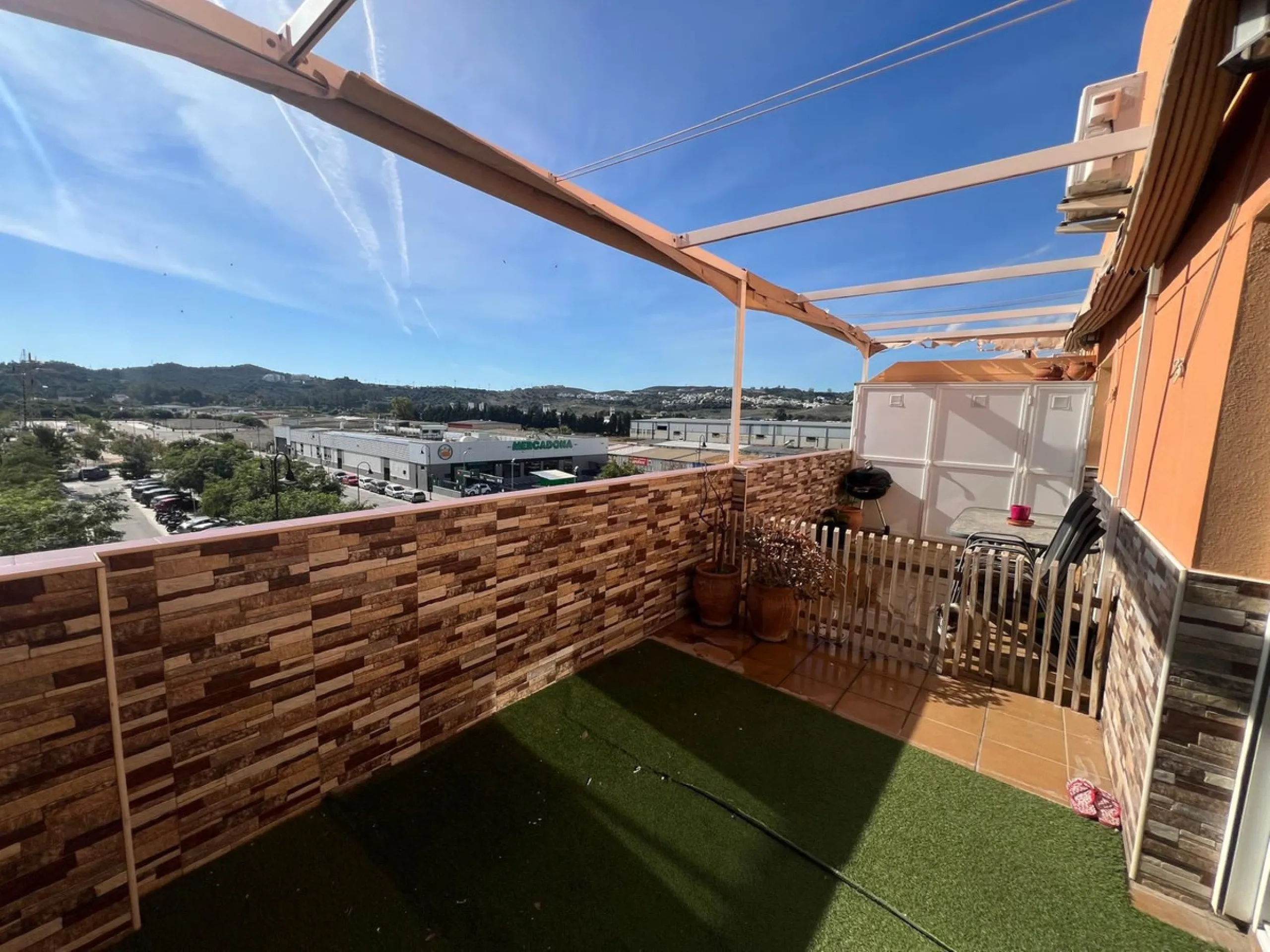 Apartment - Middle Floor Apartment в продаже в Mijas, Málaga. В доме 2 спален и 2 ванных комнат. Площадь дома 74 м²
