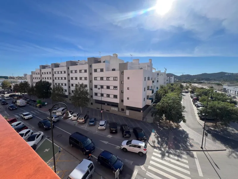 Apartment - Middle Floor Apartment в продаже в Mijas, Málaga. В доме 2 спален и 2 ванных комнат. Площадь дома 74 м²