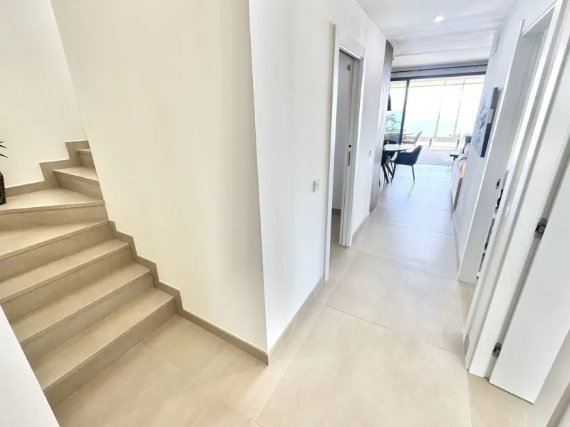 MASSIVELY REDUCED BY €260,000 for quick sale - Stunning 3 bed corner duplex Penthouse only 100m to beach, shops & restaurants, with breathtaking south west facing Mediterranean sea views. Exclusive El Higueron Resort with Hilton Hotel, Spa, Sports Club & 