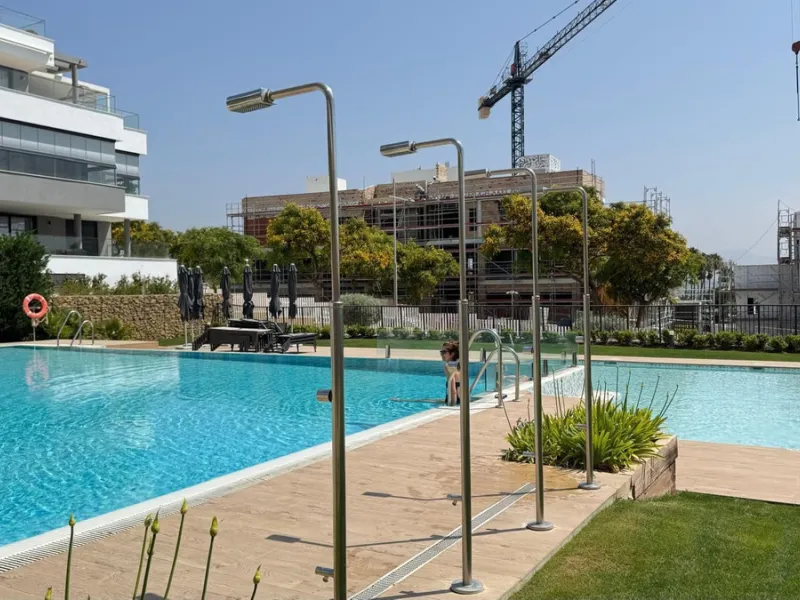 Middle Floor Apartment, Estepona, Costa del Sol.