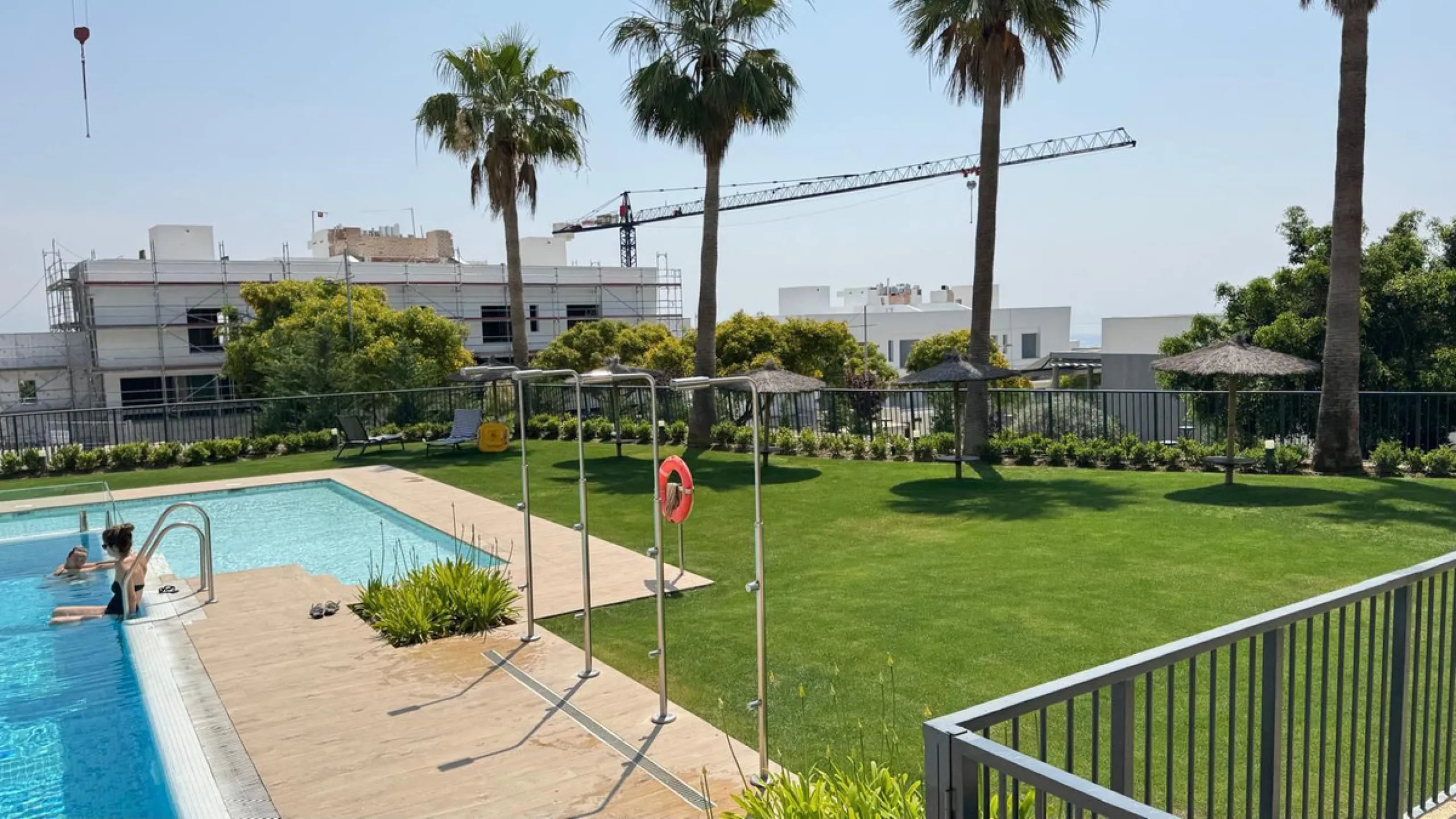 Middle Floor Apartment, Estepona, Costa del Sol.