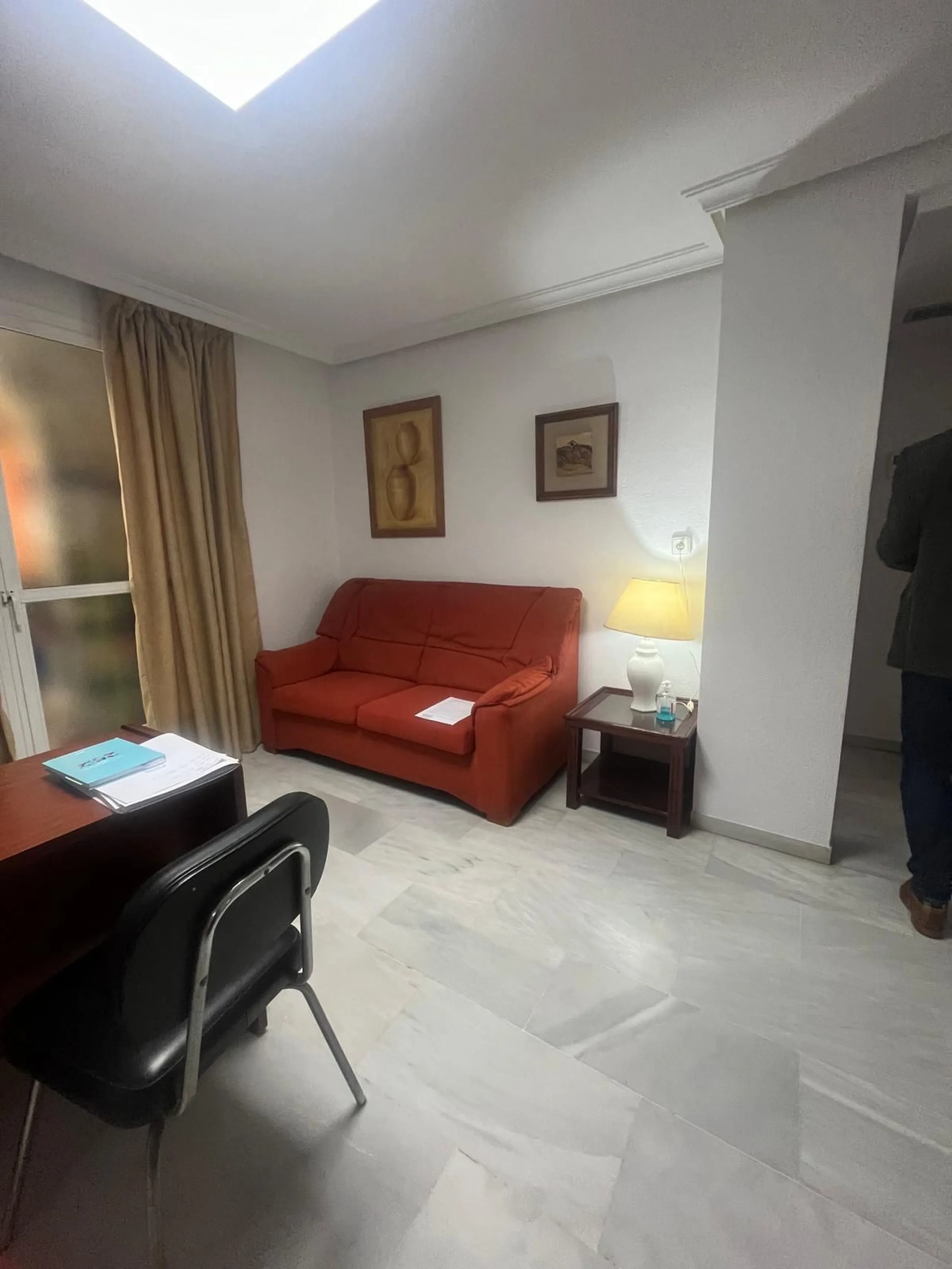 Middle Floor Apartment, Estepona, Costa del Sol.