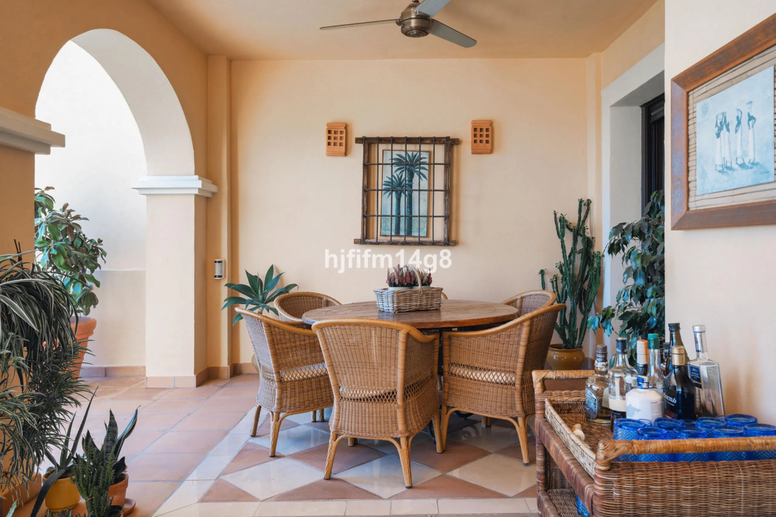 This elevated ground-floor apartment is located in the sought-after area of Buenavista, La Quinta, a prestigious residential community renowned for its tranquility, security, and breathtaking surroundings. Set within the beautiful hills of Benahavís, just