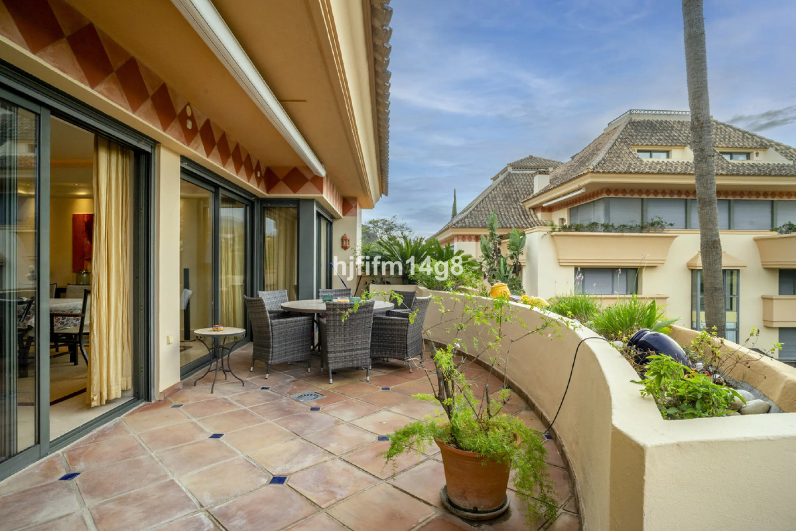 This elegant two-bedroom duplex penthouse for sale in Lorcrigolf offers a unique opportunity to enjoy refined living in one of Nueva Andalucía's most sought-after residential areas. Originally designed as a three-bedroom property, it can easily be reconve