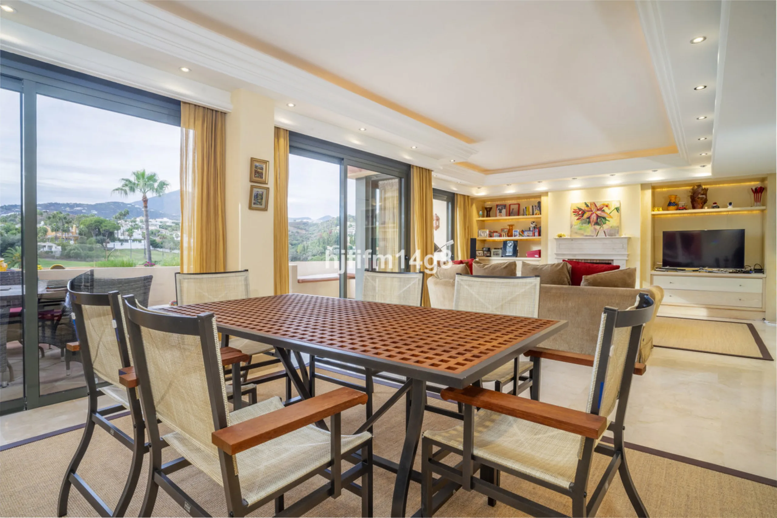 This elegant two-bedroom duplex penthouse for sale in Lorcrigolf offers a unique opportunity to enjoy refined living in one of Nueva Andalucía's most sought-after residential areas. Originally designed as a three-bedroom property, it can easily be reconve