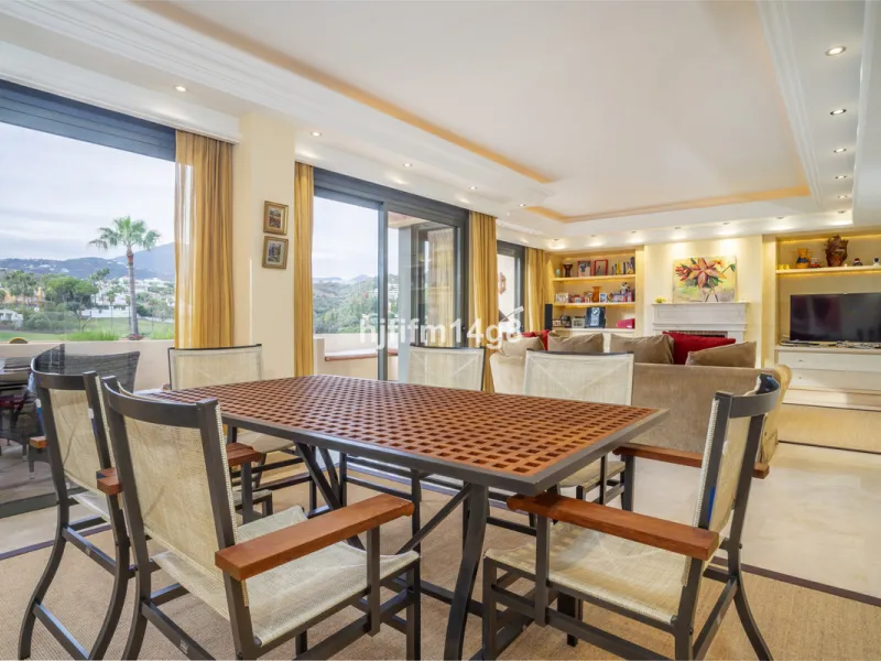 This elegant two-bedroom duplex penthouse for sale in Lorcrigolf offers a unique opportunity to enjoy refined living in one of Nueva Andalucía's most sought-after residential areas. Originally designed as a three-bedroom property, it can easily be reconve