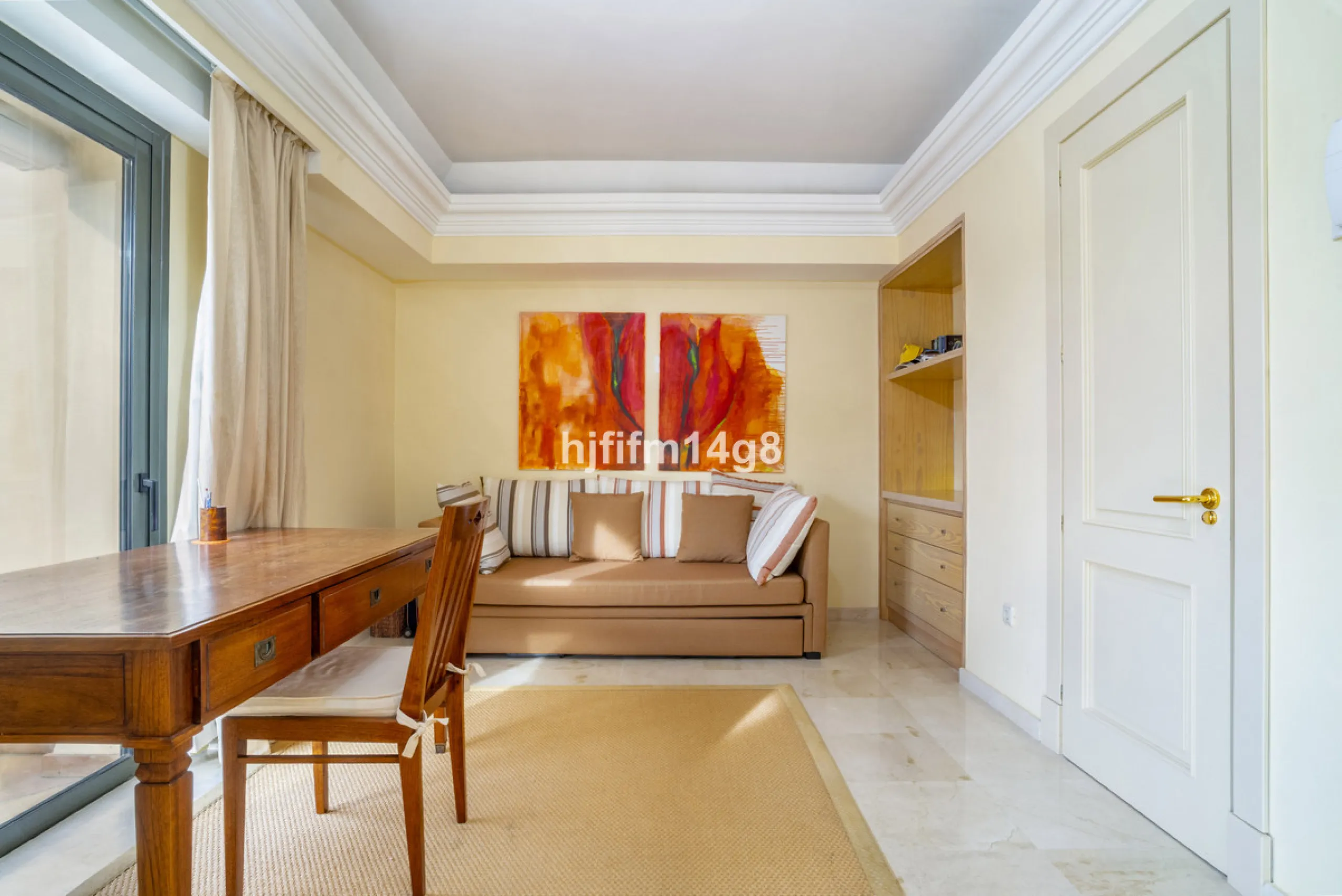 This elegant two-bedroom duplex penthouse for sale in Lorcrigolf offers a unique opportunity to enjoy refined living in one of Nueva Andalucía's most sought-after residential areas. Originally designed as a three-bedroom property, it can easily be reconve