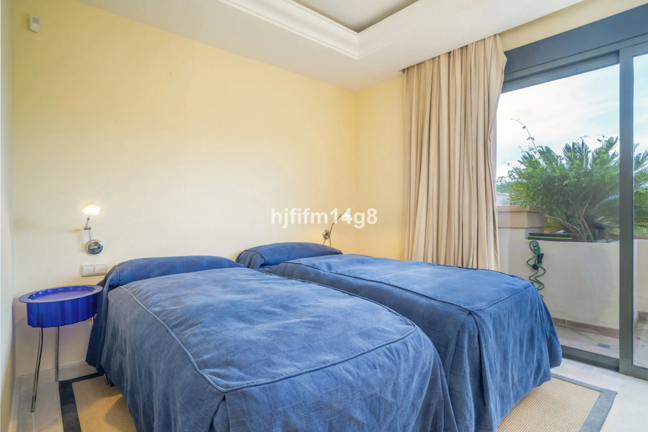This elegant two-bedroom duplex penthouse for sale in Lorcrigolf offers a unique opportunity to enjoy refined living in one of Nueva Andalucía's most sought-after residential areas. Originally designed as a three-bedroom property, it can easily be reconve