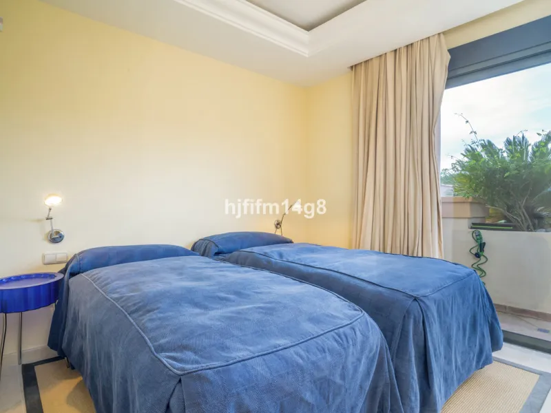 This elegant two-bedroom duplex penthouse for sale in Lorcrigolf offers a unique opportunity to enjoy refined living in one of Nueva Andalucía's most sought-after residential areas. Originally designed as a three-bedroom property, it can easily be reconve