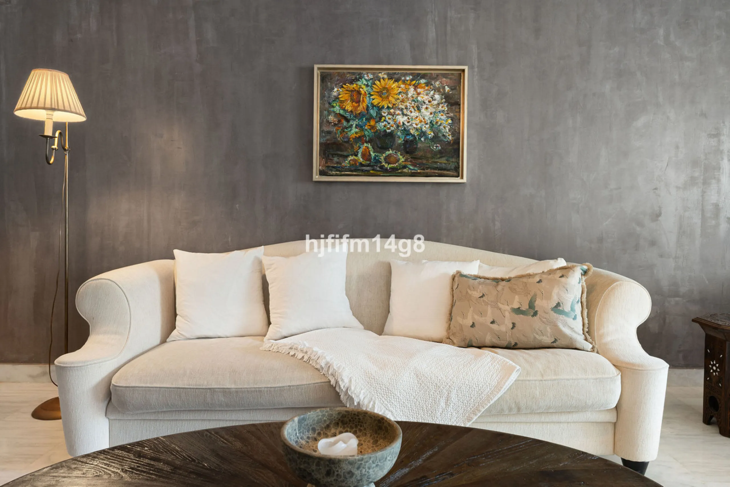 Location, location, location! Look no further — the sought-after Las Adelfas complex is one of the most desirable communities in the area, and we're delighted to present this charming 2-bedroom apartment perfectly positioned within the urbanisation.