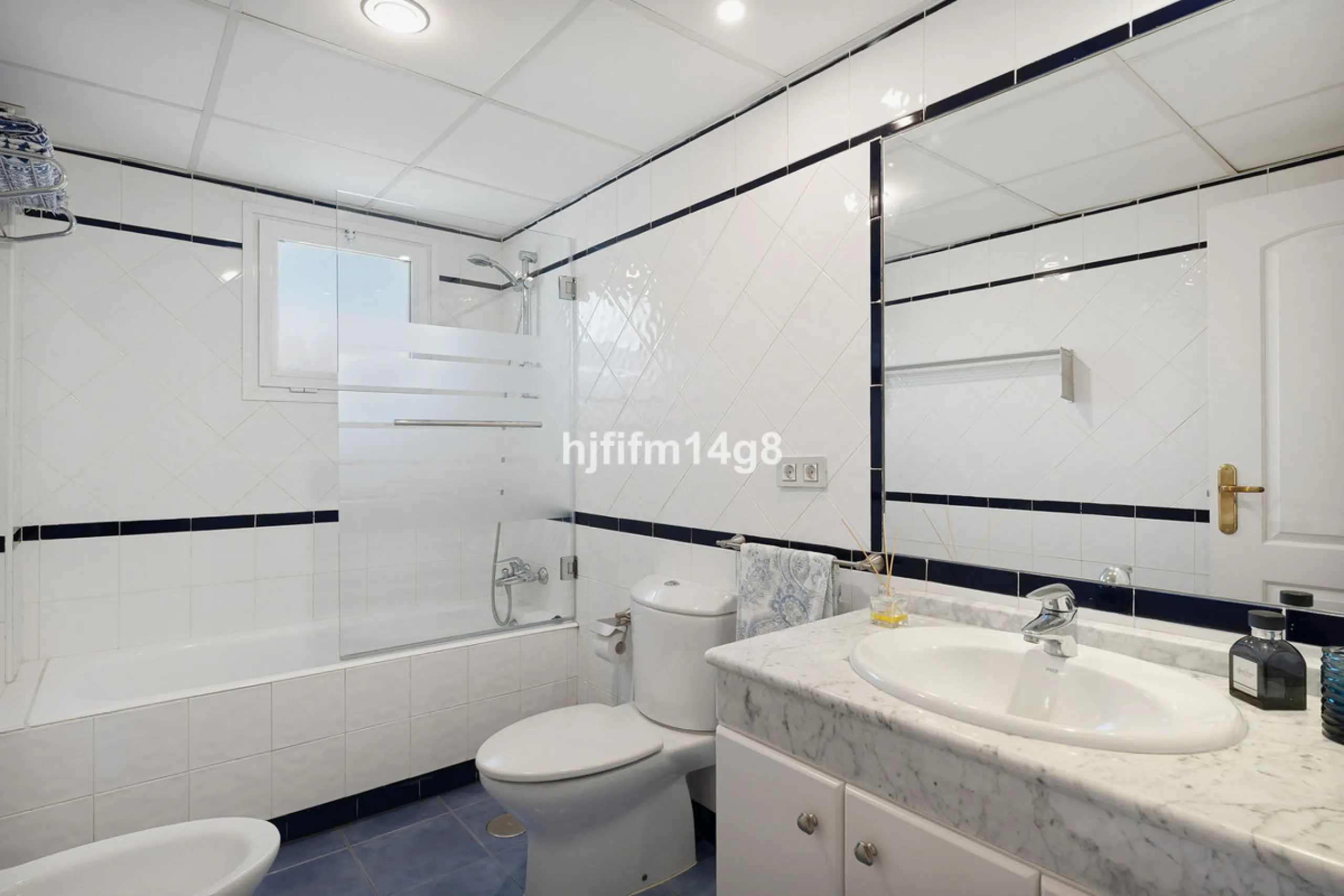 Location, location, location! Look no further — the sought-after Las Adelfas complex is one of the most desirable communities in the area, and we're delighted to present this charming 2-bedroom apartment perfectly positioned within the urbanisation.