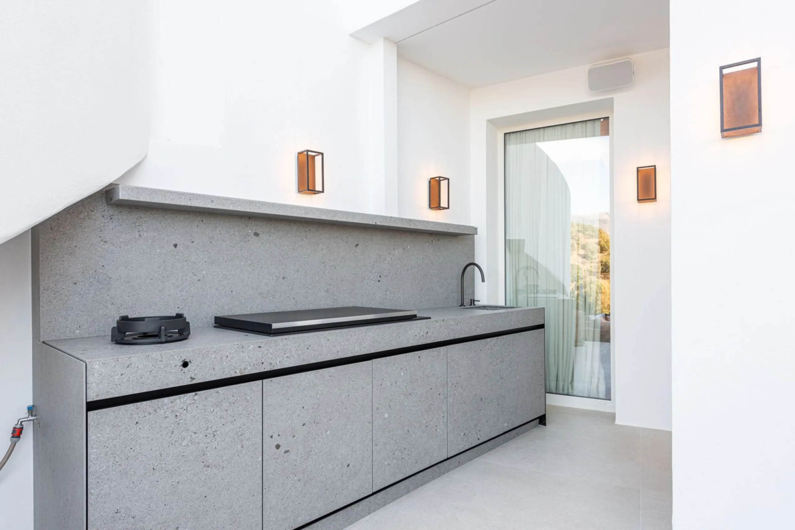 House - Townhouse в продаже в Marbella, Málaga. В доме 3 спален и 3 ванных комнат. Площадь дома 157 м²