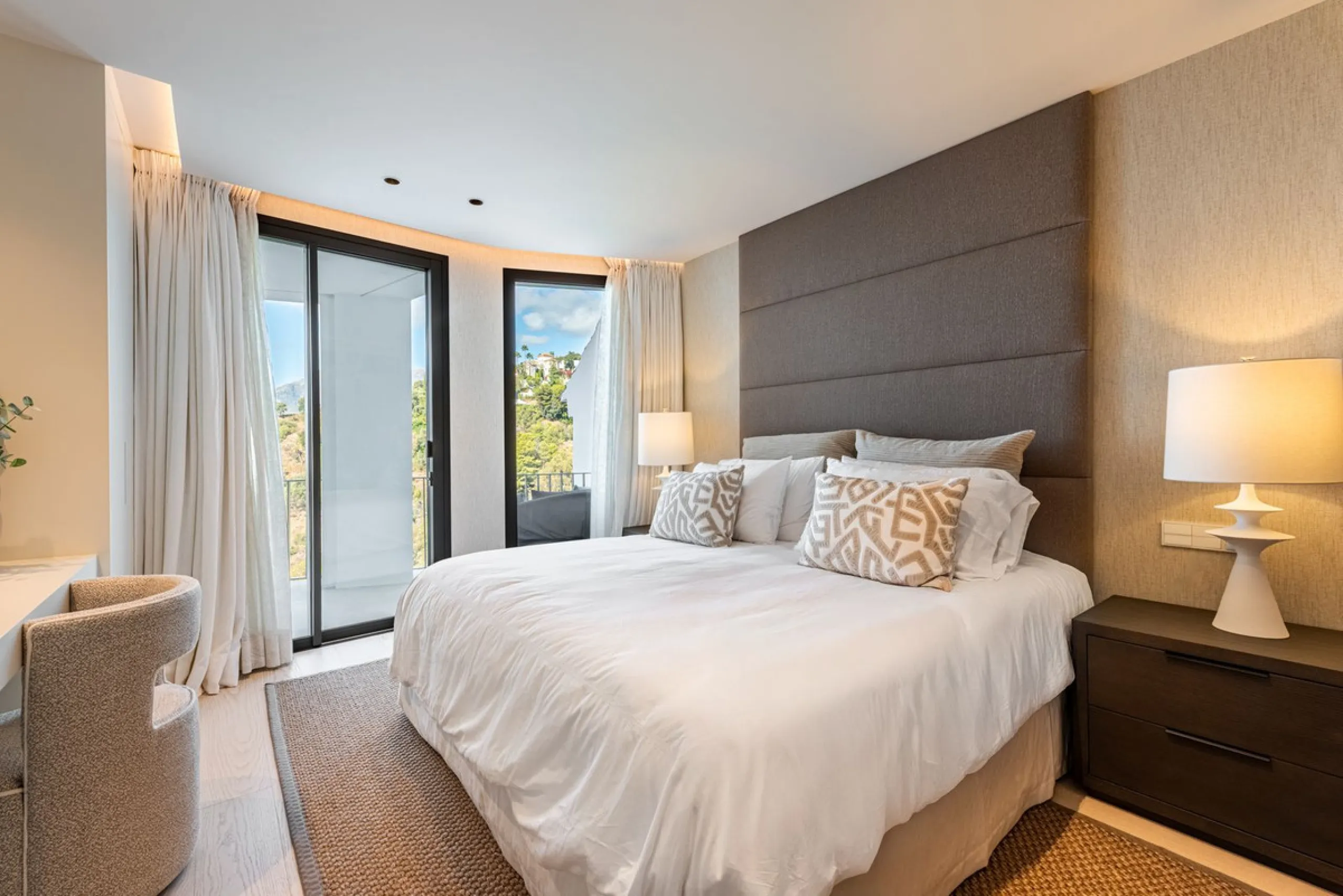 House - Townhouse в продаже в Marbella, Málaga. В доме 3 спален и 3 ванных комнат. Площадь дома 157 м²