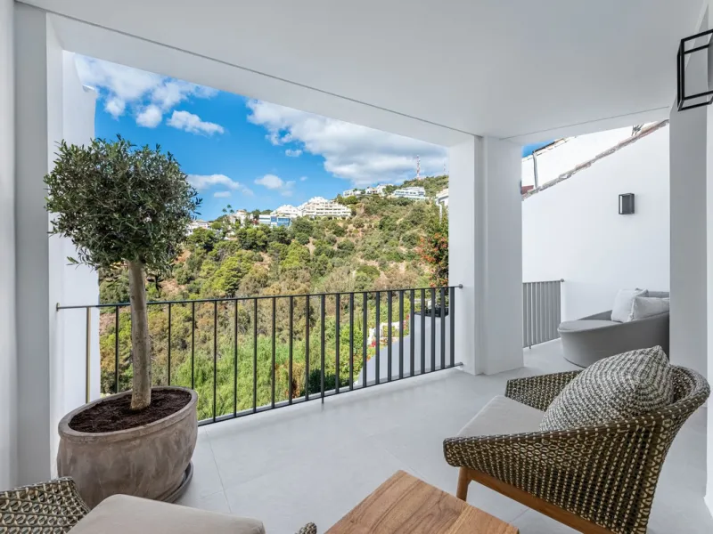 House - Townhouse в продаже в Marbella, Málaga. В доме 3 спален и 3 ванных комнат. Площадь дома 157 м²