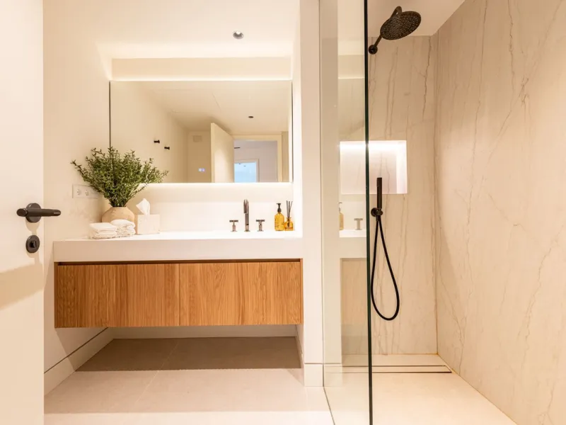 House - Townhouse в продаже в Marbella, Málaga. В доме 3 спален и 3 ванных комнат. Площадь дома 157 м²