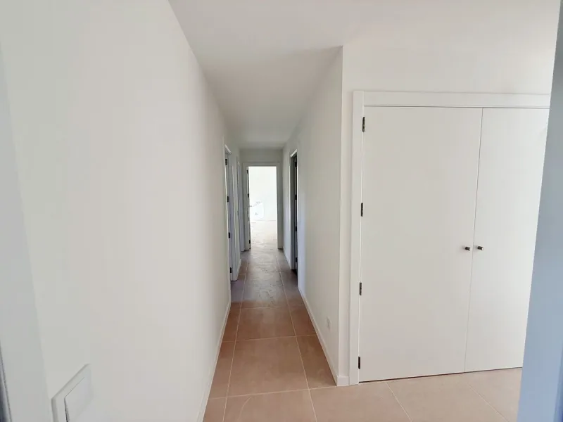 **Penthouse for Sale in Cancelada, Estepona - Your New Home Awaits**