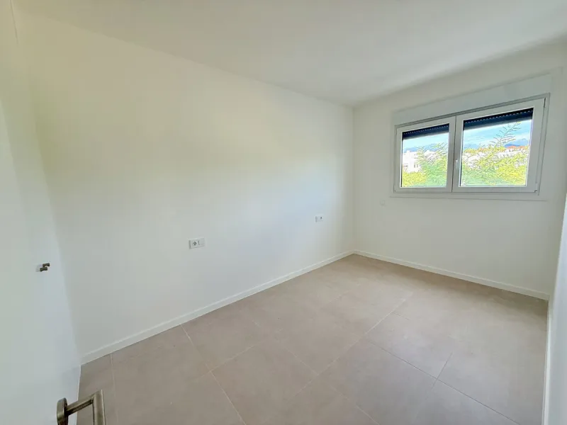 **Penthouse for Sale in Cancelada, Estepona - Your New Home Awaits**