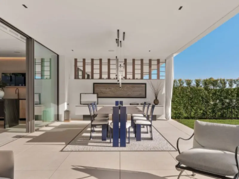 House - Semi-Detached House в продаже в Marbella, Málaga. В доме 4 спален и 5 ванных комнат. Площадь дома 693 м²