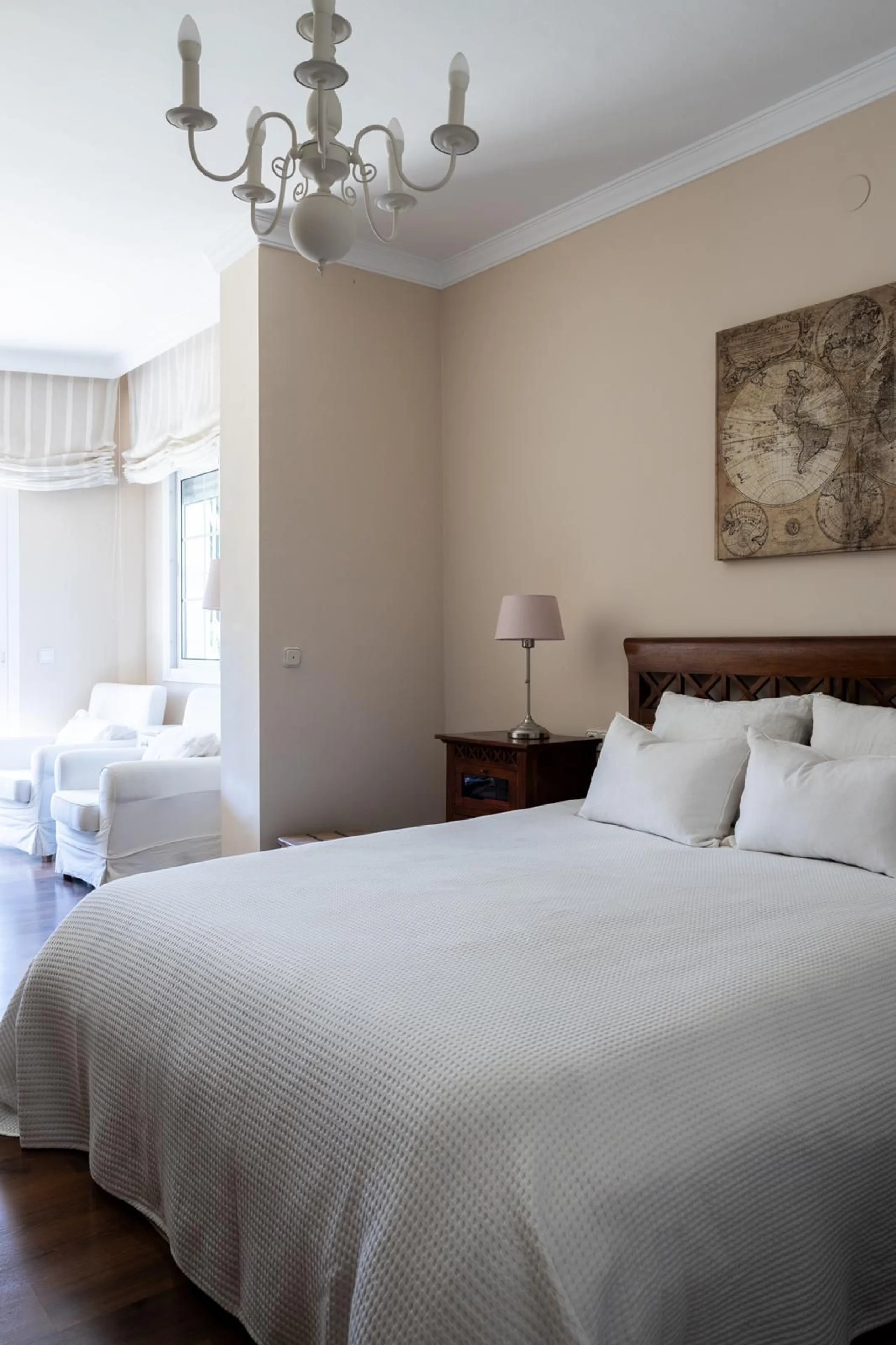 Immaculately presented 4 bedroom villa on the prestigious urbanisation of Mijas Golf.