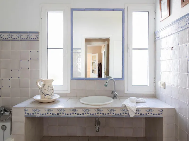 Immaculately presented 4 bedroom villa on the prestigious urbanisation of Mijas Golf.