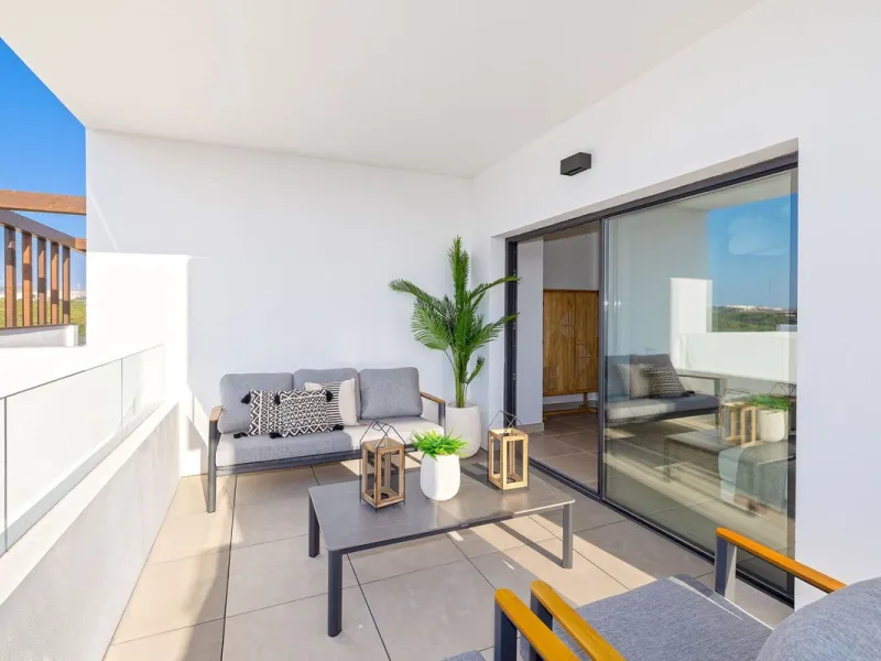 Exclusive Apartment in Casares Golf Garden