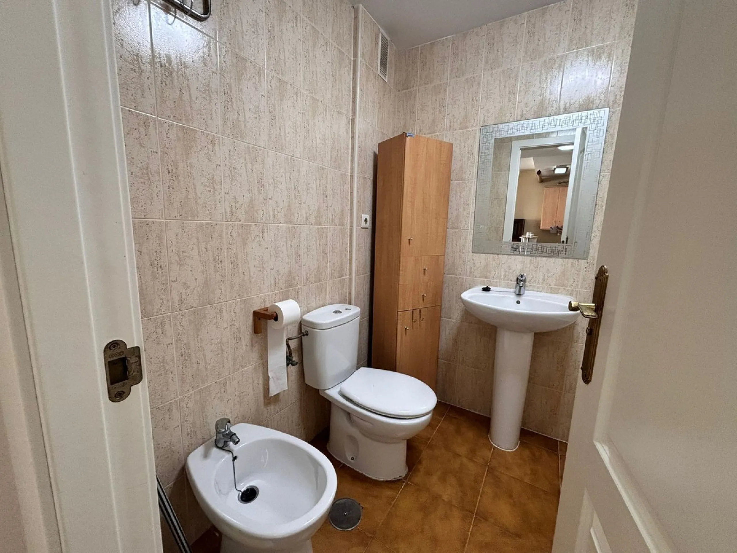Bright Apartment with Terrace, Heated Pool and Garage in a Private Residential Complex