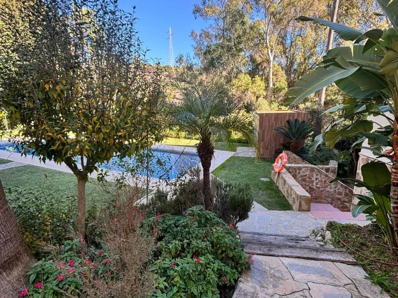 Bright Apartment with Terrace, Heated Pool and Garage in a Private Residential Complex