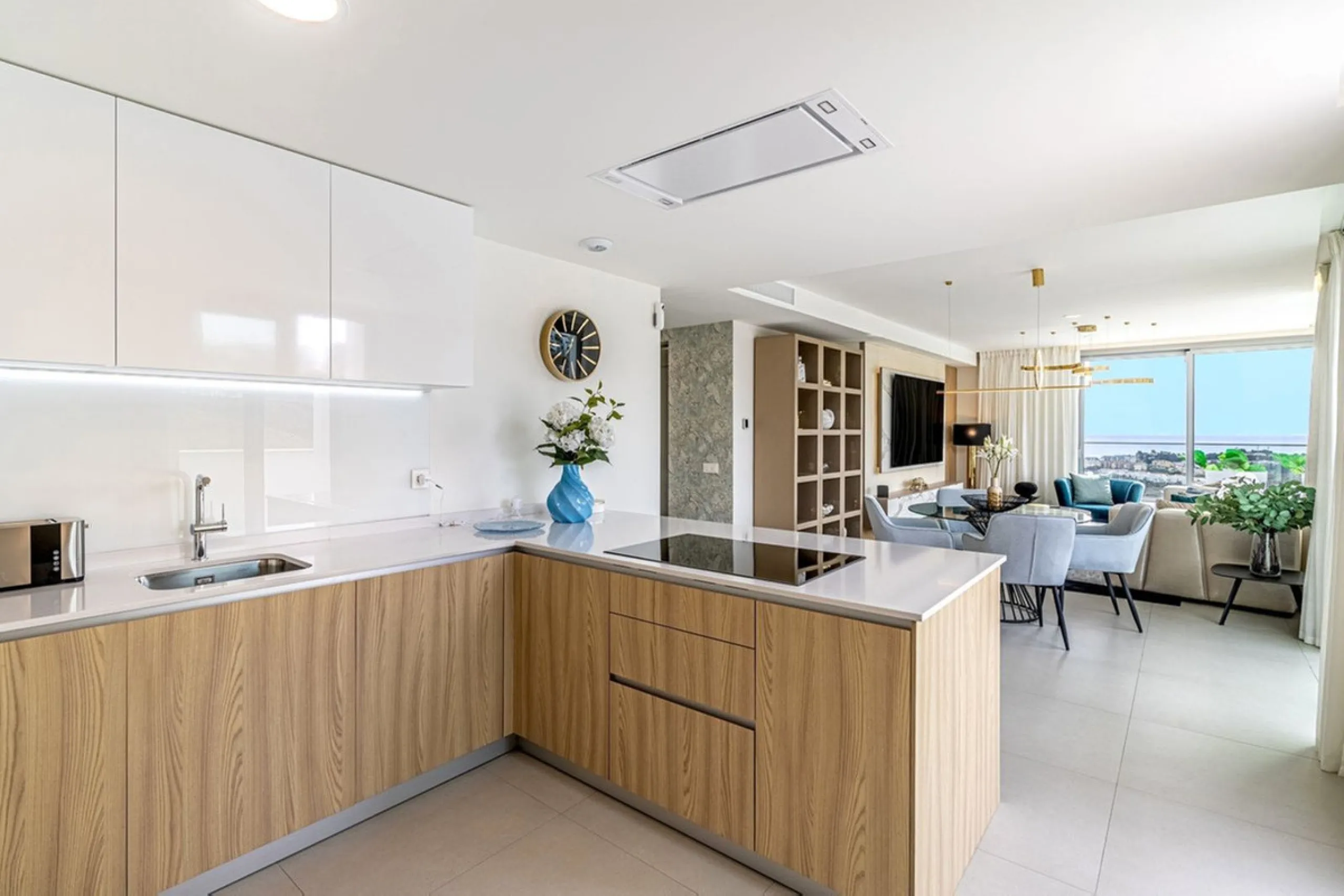 Fantastic Penthouse with Solarium & Panoramic Sea Views Over Calanova Golf