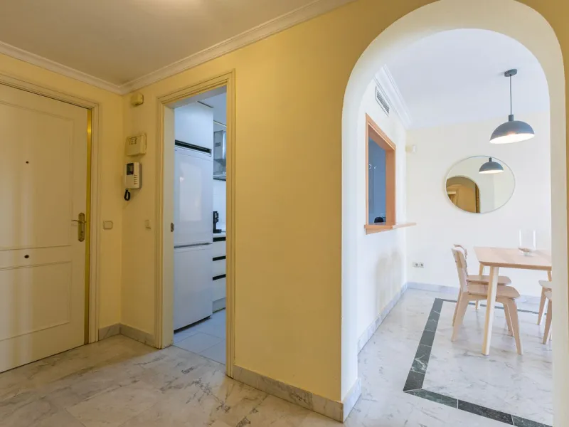 Turnkey Investment in Puerto Banús – 2-Bed Apartment with Tourist License