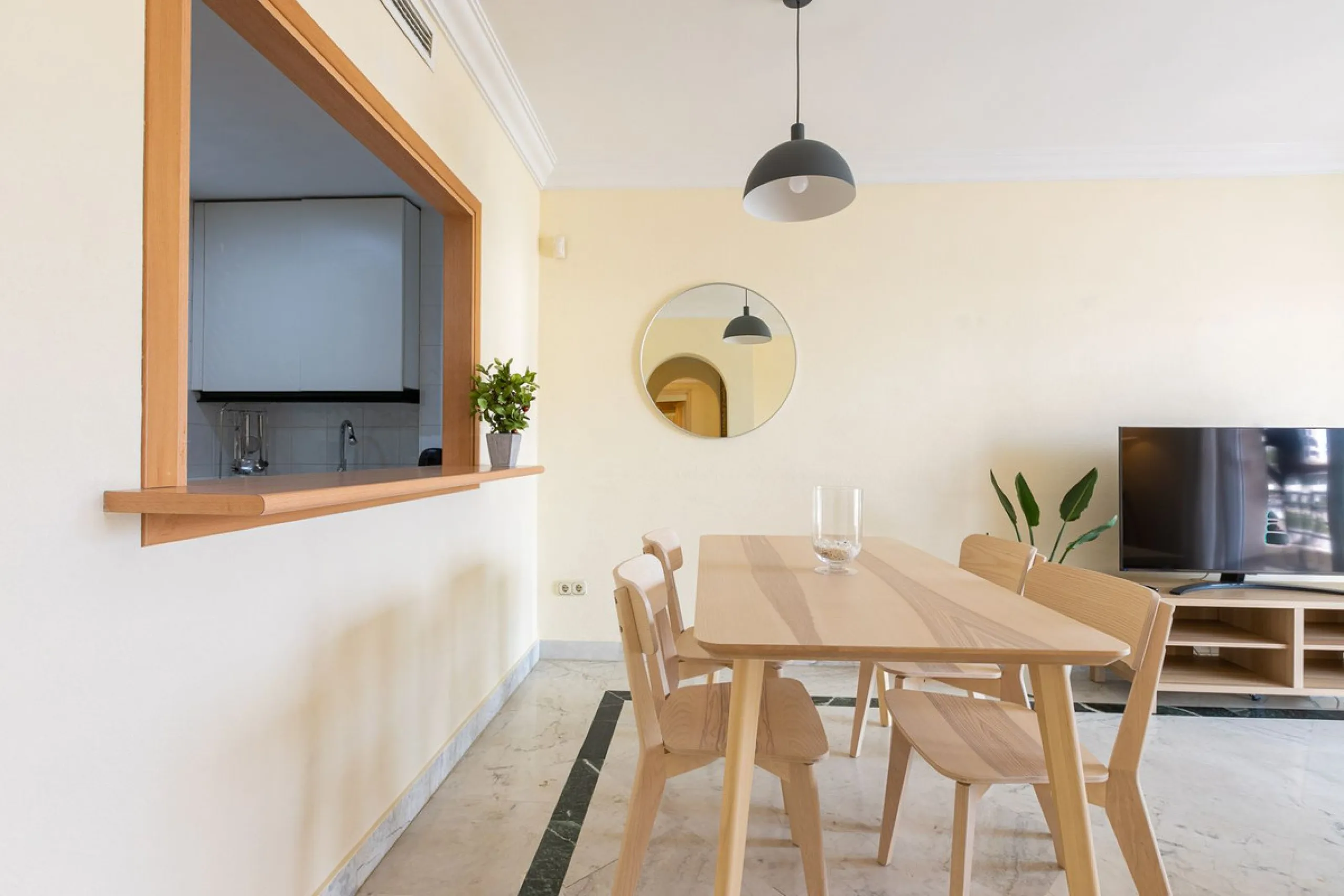 Turnkey Investment in Puerto Banús – 2-Bed Apartment with Tourist License