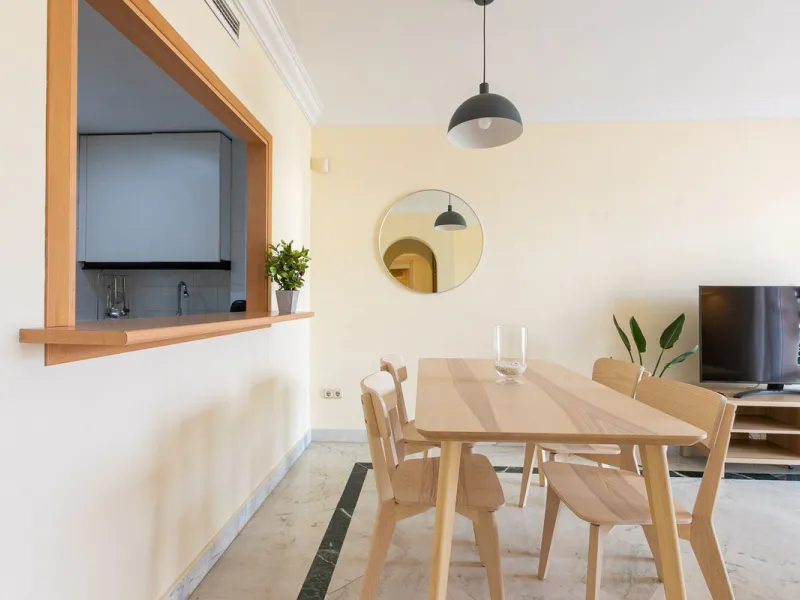 Turnkey Investment in Puerto Banús – 2-Bed Apartment with Tourist License