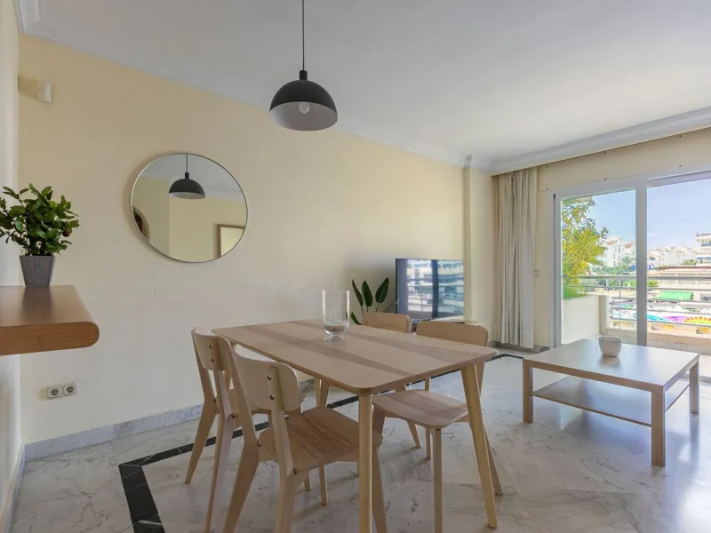 Turnkey Investment in Puerto Banús – 2-Bed Apartment with Tourist License