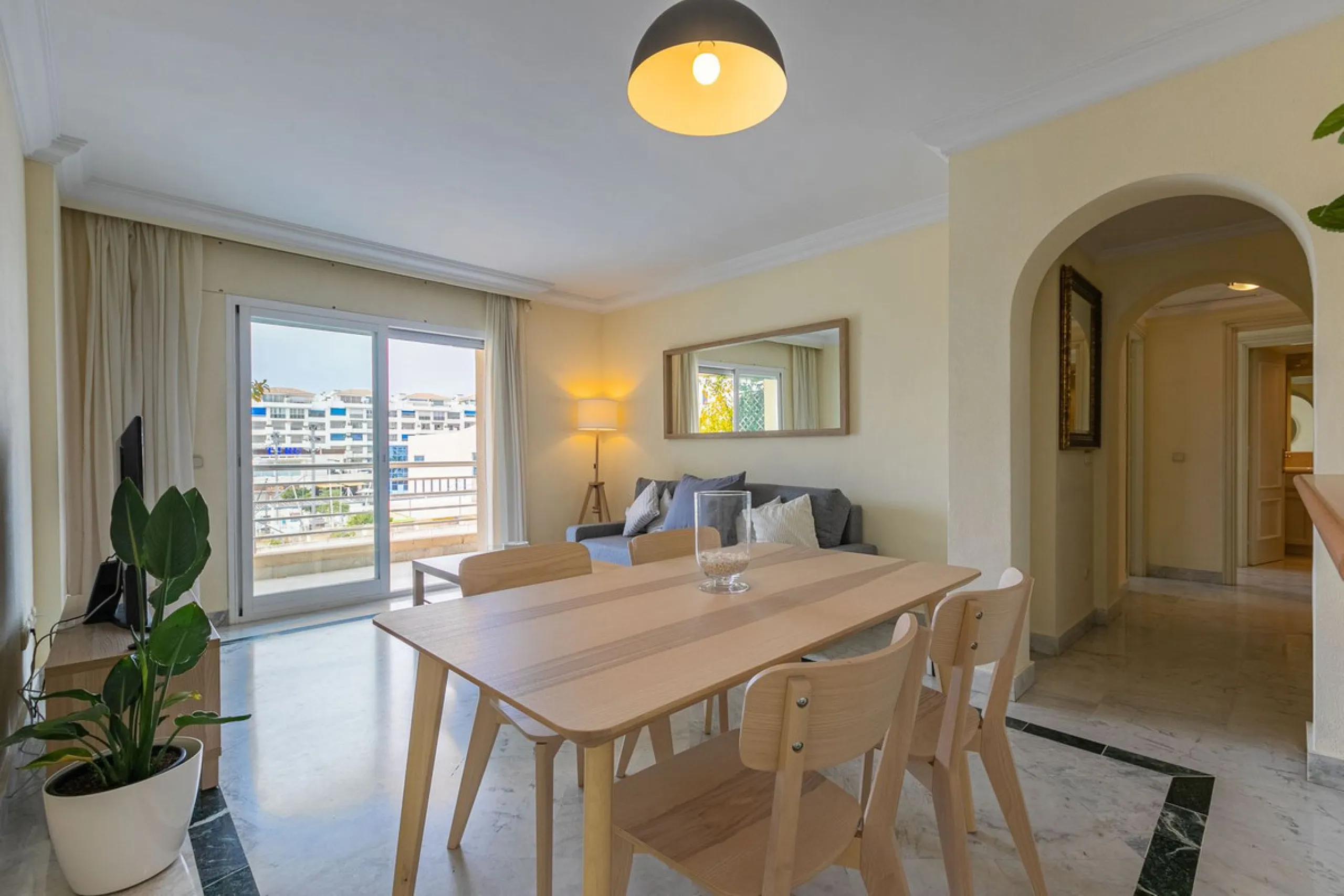 Turnkey Investment in Puerto Banús – 2-Bed Apartment with Tourist License