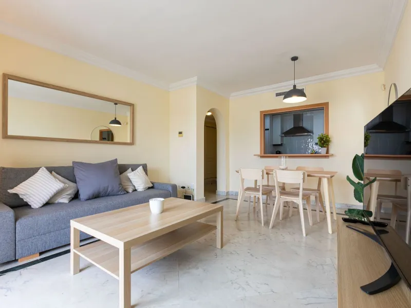 Turnkey Investment in Puerto Banús – 2-Bed Apartment with Tourist License