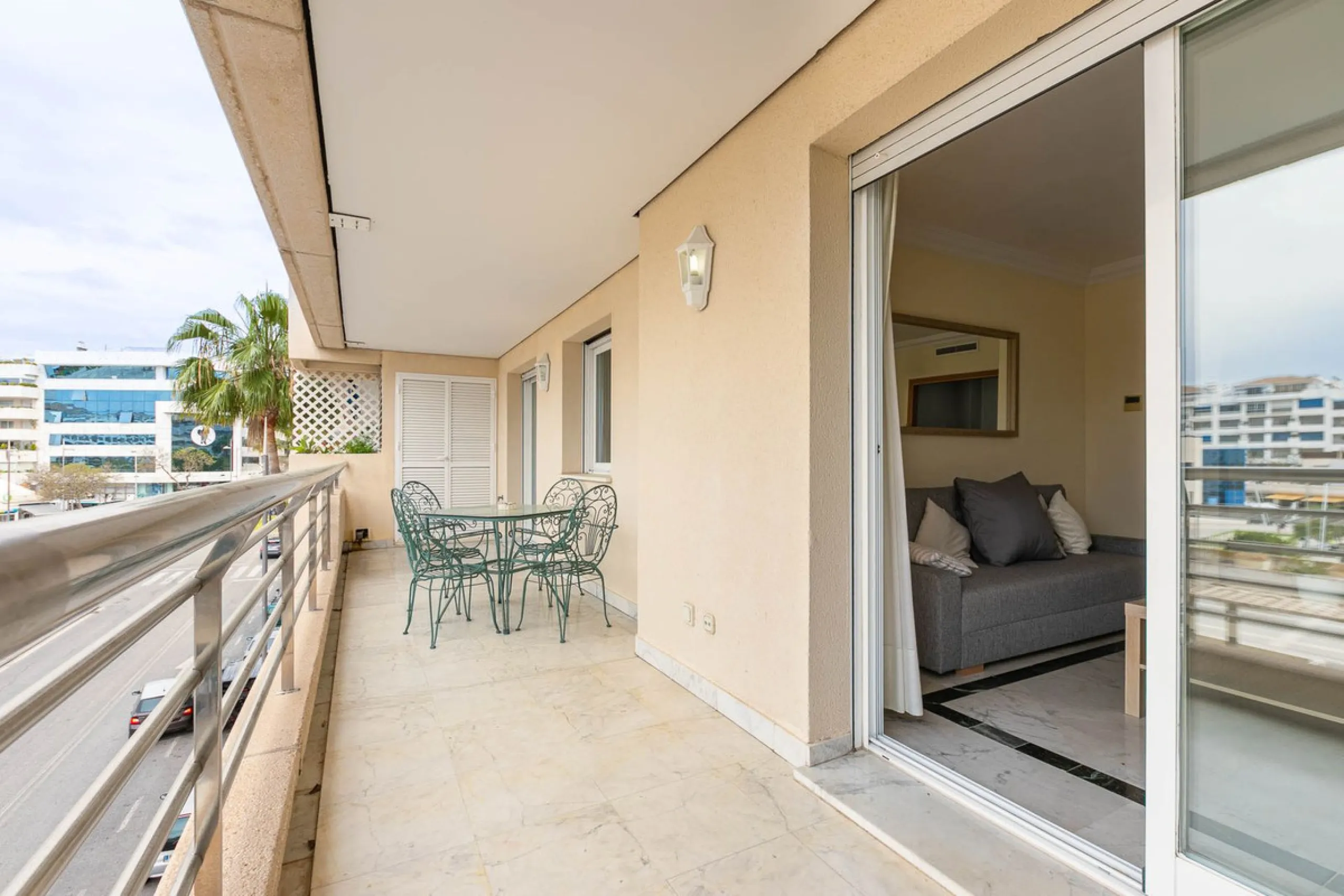 Turnkey Investment in Puerto Banús – 2-Bed Apartment with Tourist License