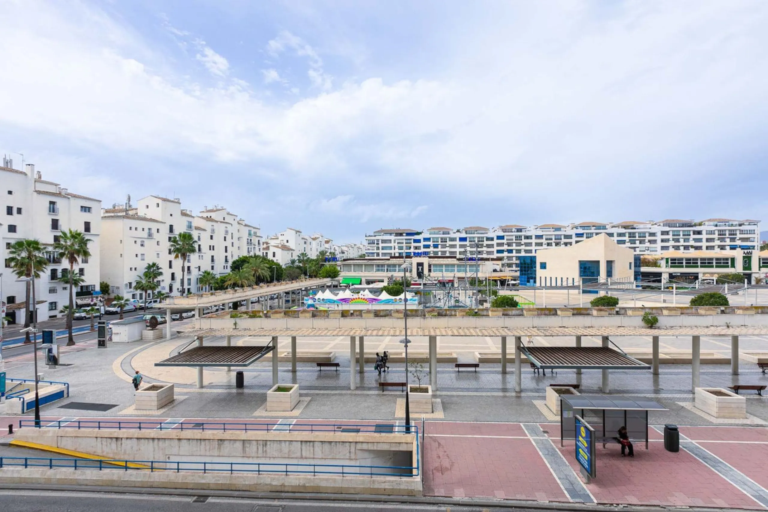 Turnkey Investment in Puerto Banús – 2-Bed Apartment with Tourist License