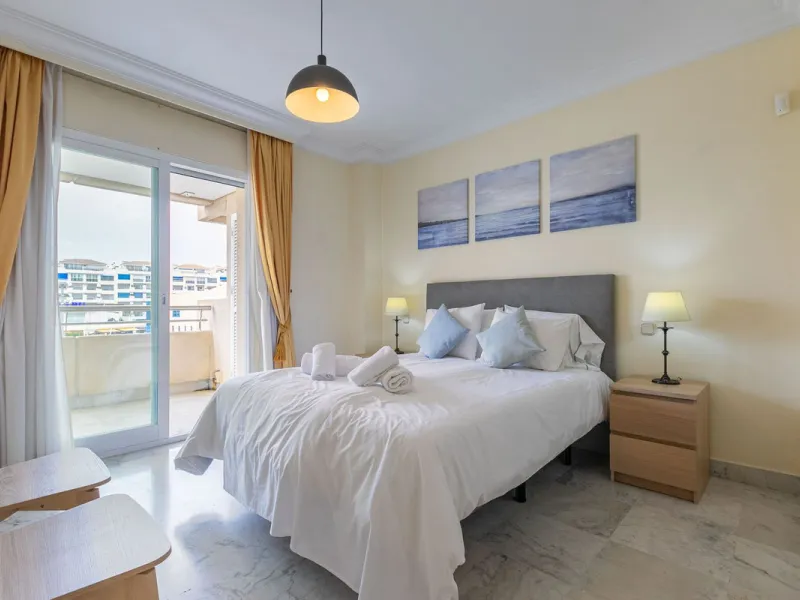 Turnkey Investment in Puerto Banús – 2-Bed Apartment with Tourist License
