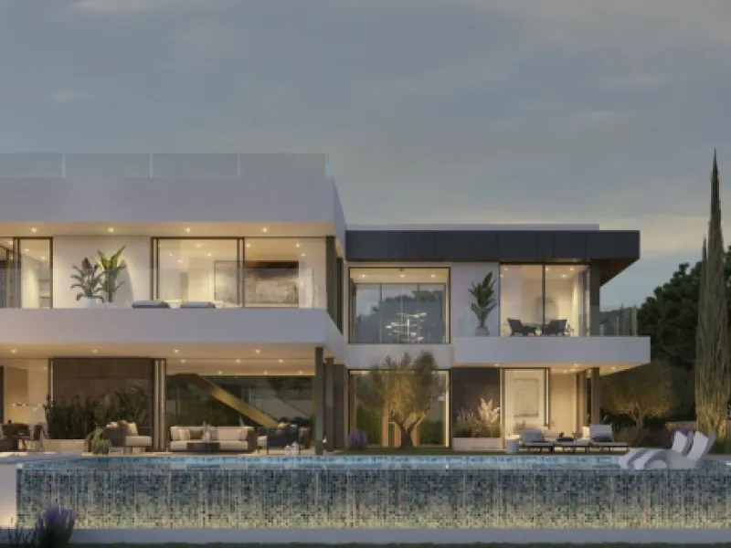 English Version — Luxury Villa in Cabopino