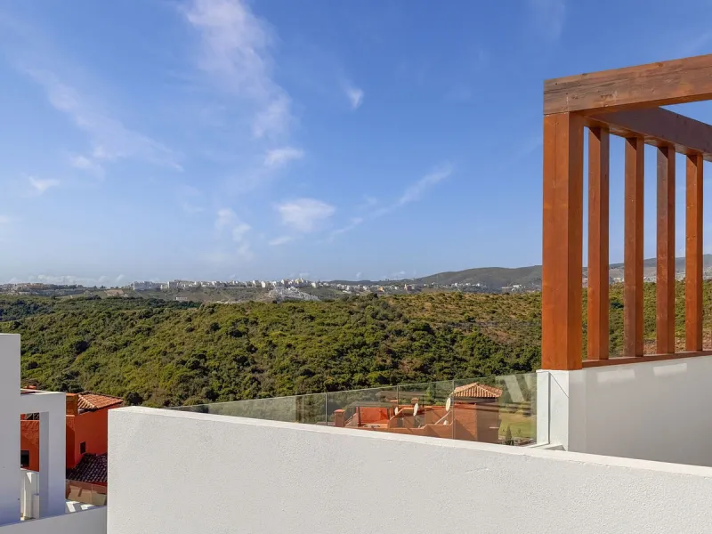 Exclusive Apartment in Casares Golf Garden