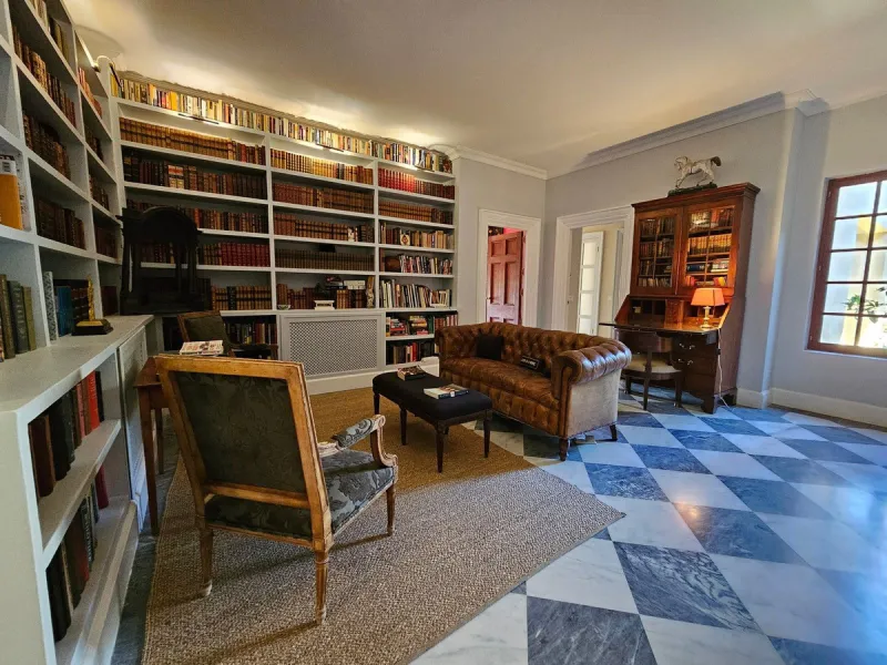 House - Detached Villa в продаже в Ronda, Málaga. В доме 6 спален и 6 ванных комнат. Площадь дома 2250 м². Площадь участка 240000 м²