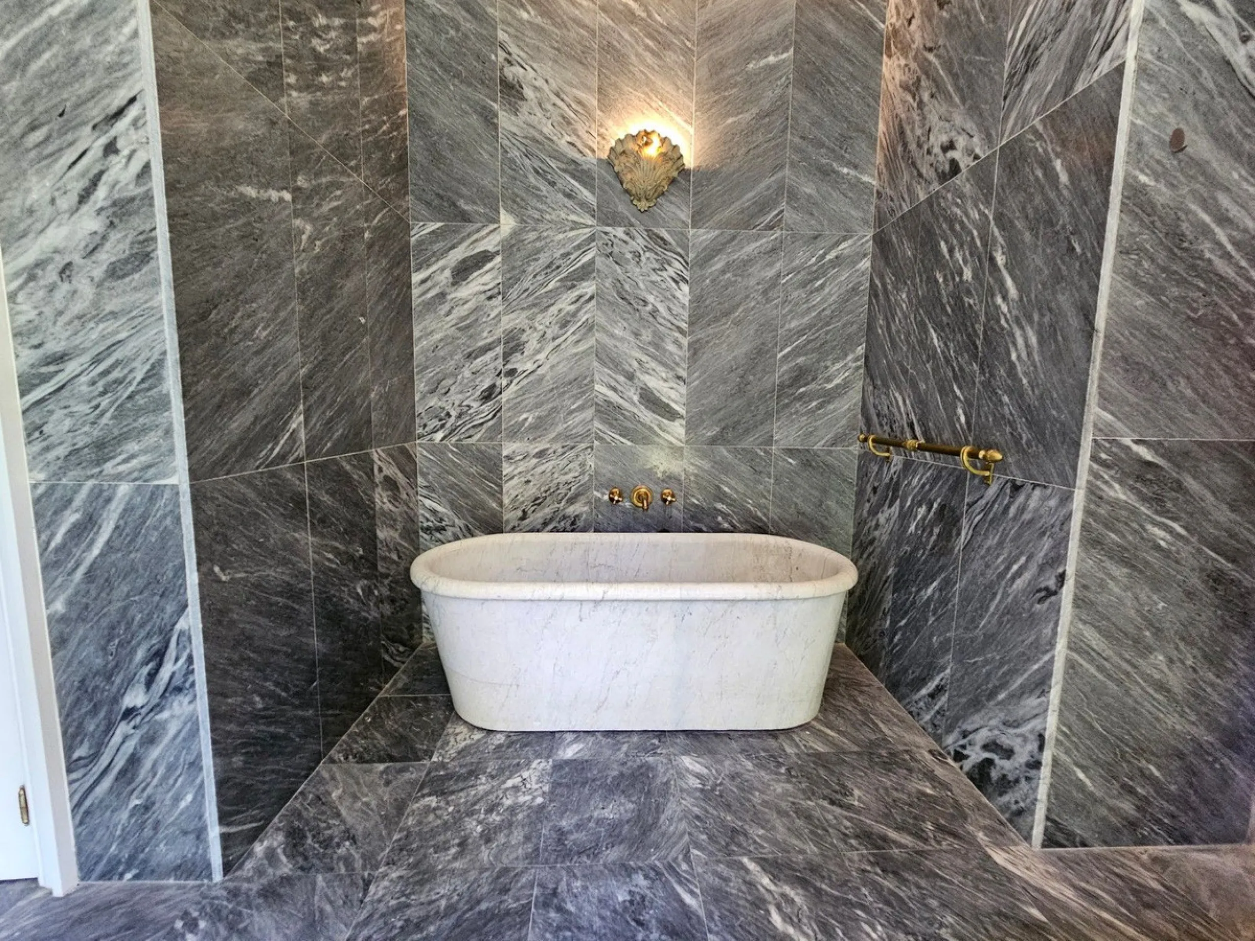 House - Detached Villa в продаже в Ronda, Málaga. В доме 6 спален и 6 ванных комнат. Площадь дома 2250 м². Площадь участка 240000 м²