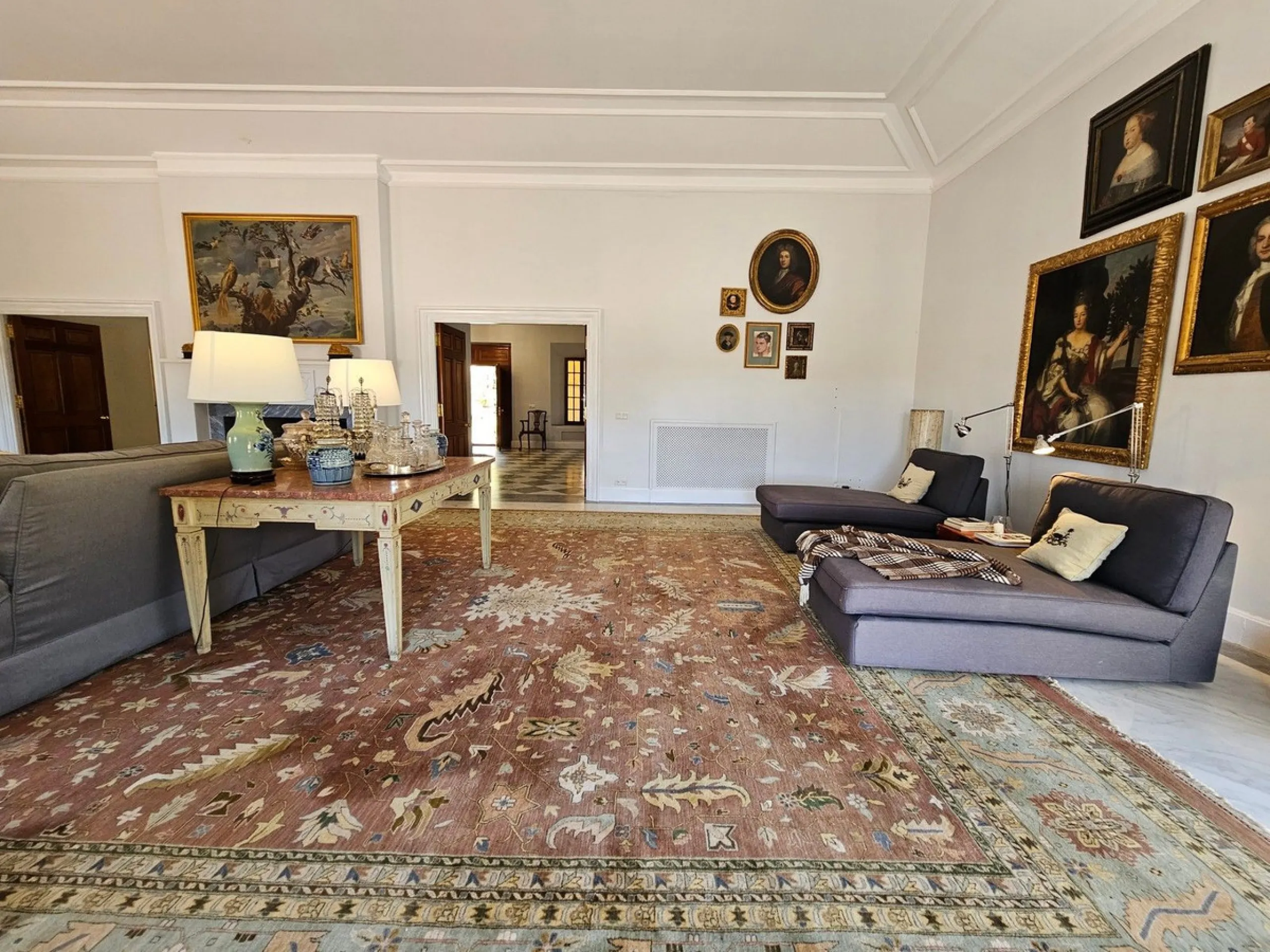 House - Detached Villa в продаже в Ronda, Málaga. В доме 6 спален и 6 ванных комнат. Площадь дома 2250 м². Площадь участка 240000 м²