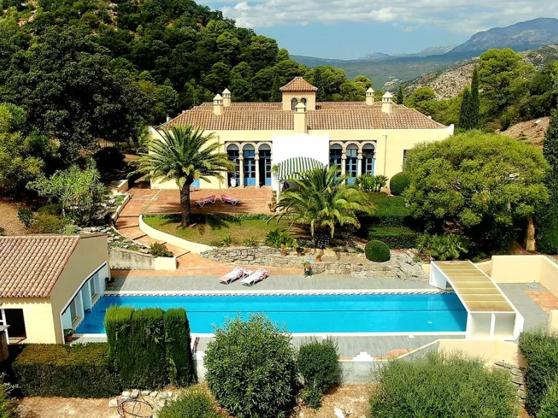 Amidst the captivating landscapes of Andalusia, Southern Spain, this charming country villa draws inspiration from traditional Andalusian architecture. Situated near the picturesque village of Gaucin, this exceptional property offers a unique blend of tra